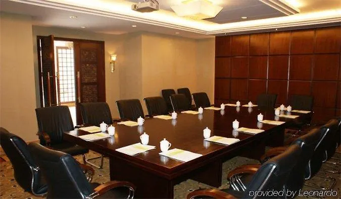 Leaguer Resort Sanya Bay Отель