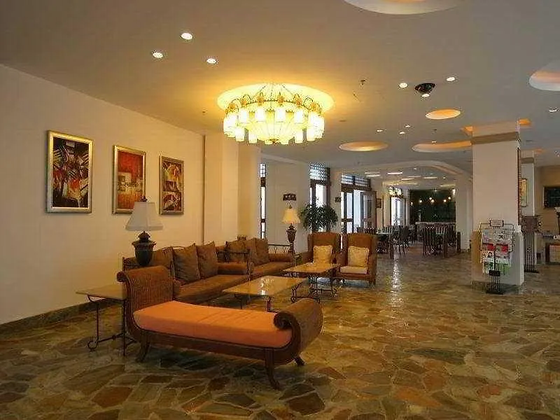 Leaguer Resort Sanya Bay Отель