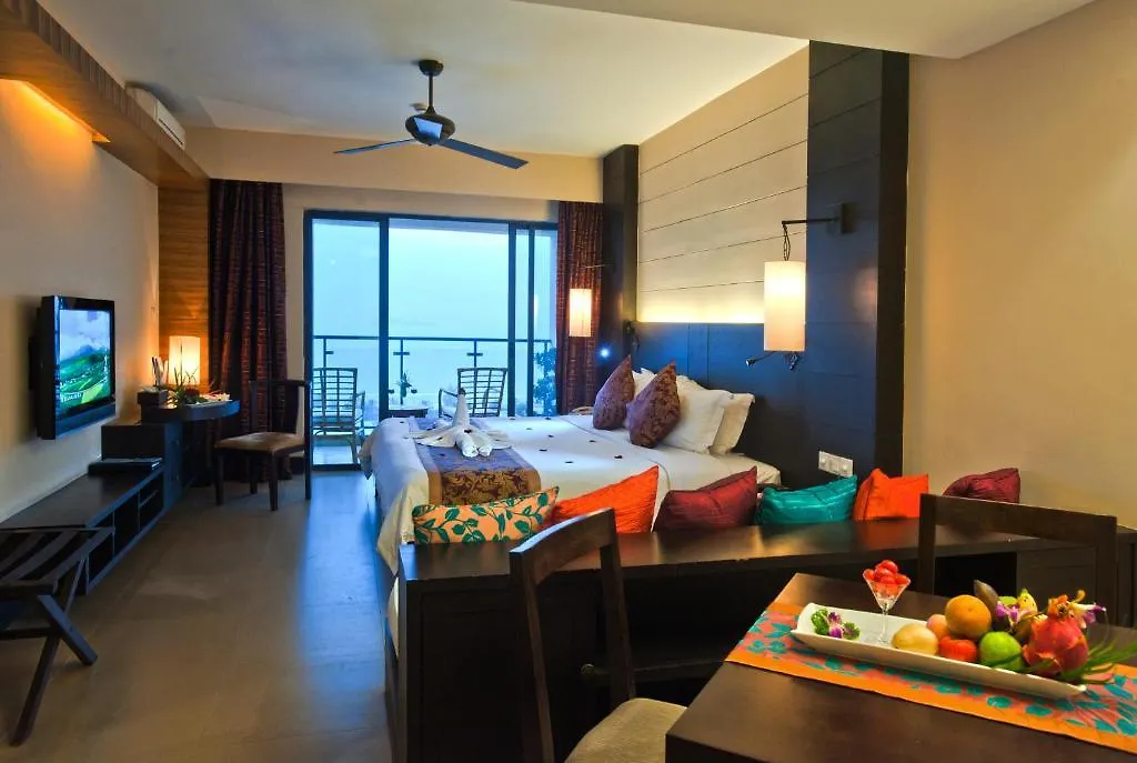 Leaguer Resort Sanya Bay 5*,  Китай
