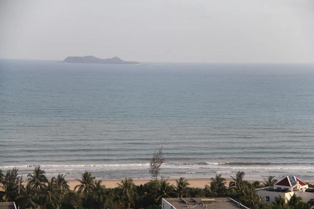 Отель Leaguer Resort Sanya Bay