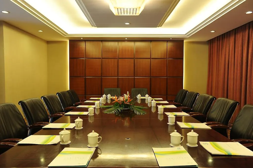 Leaguer Resort Sanya Bay Отель