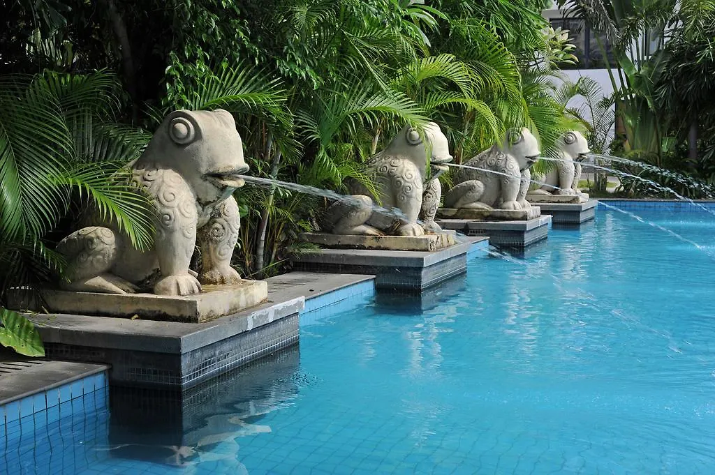 ***** Отель Leaguer Resort Sanya Bay Китай